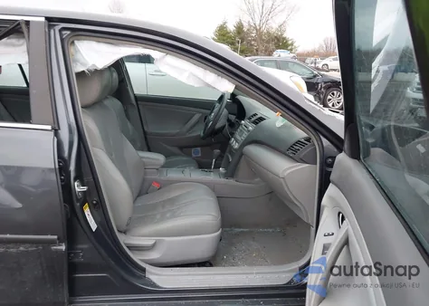 2011 Toyota Camry Le from USA, damaged, VIN 4T1BF3EK1BU582815